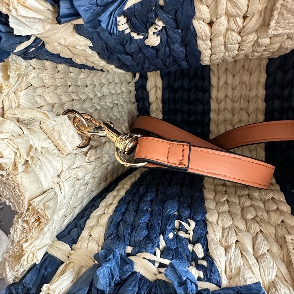 Vince Camuto • Emei Woven Paper Satchel in Charcoal Blue - Picture 4 of 7